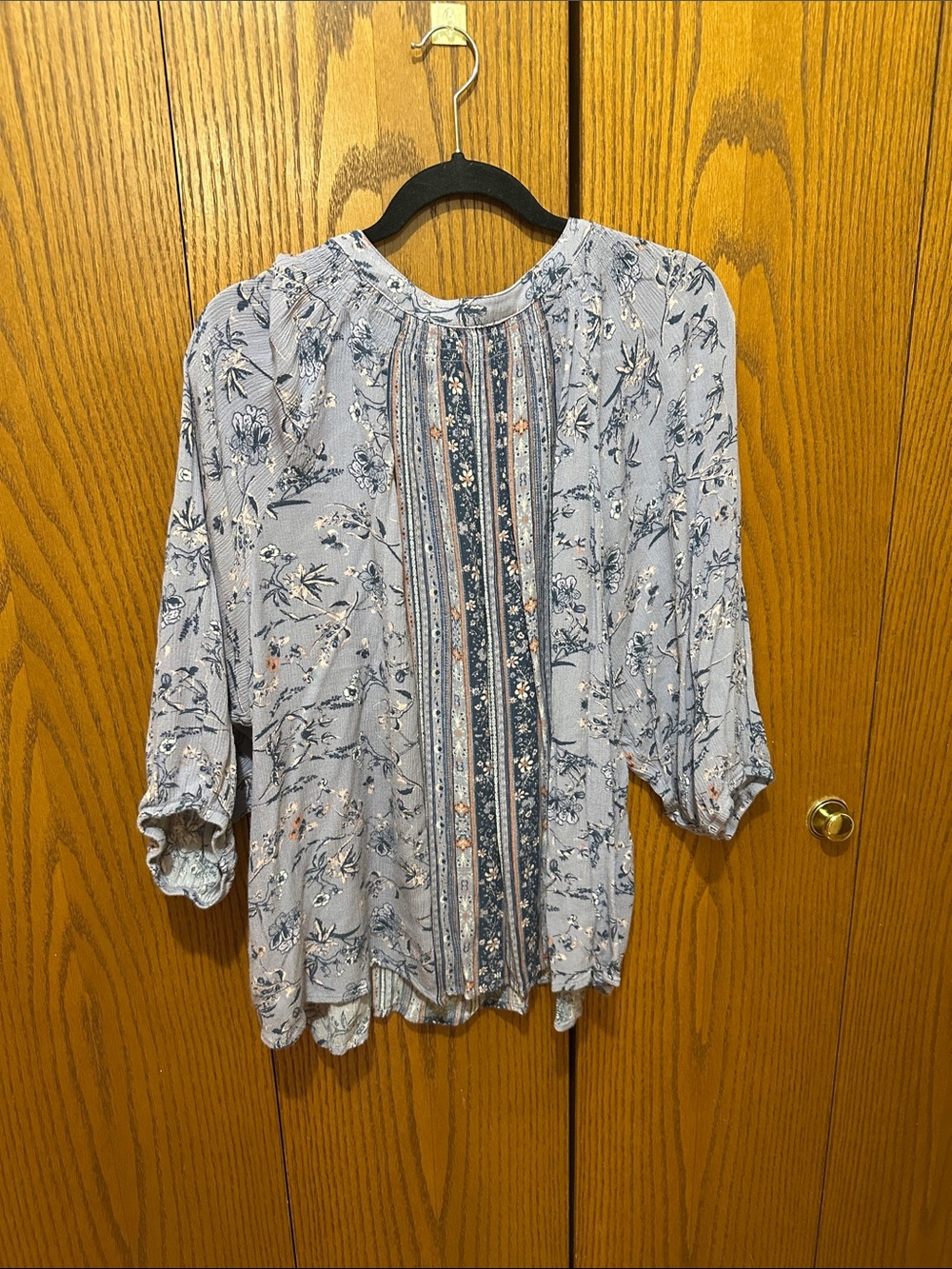 Lavender Floral Patchwork Peasant Blouse - Picture 3 of 3